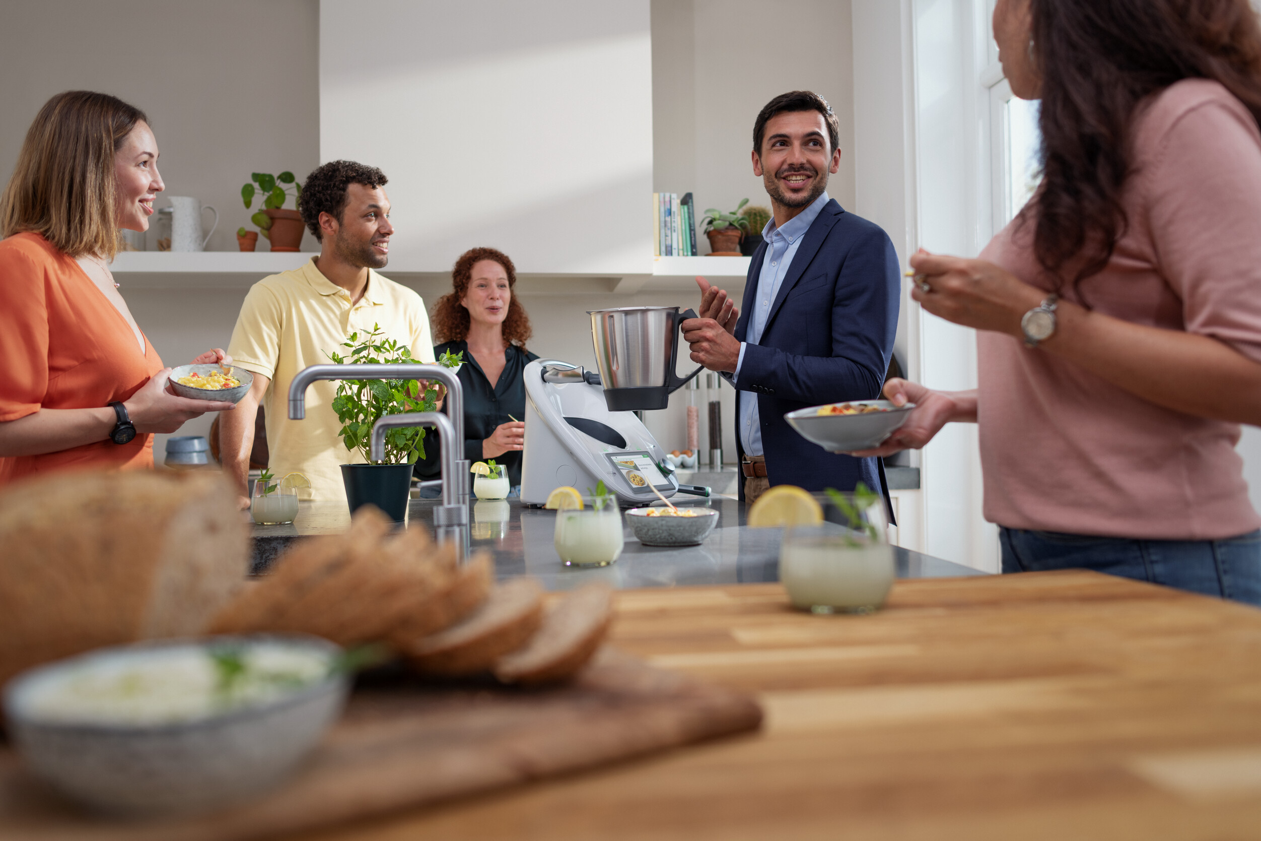 int_thermomix_TM6_advisor-brand-campaign_14891_medium.jpg